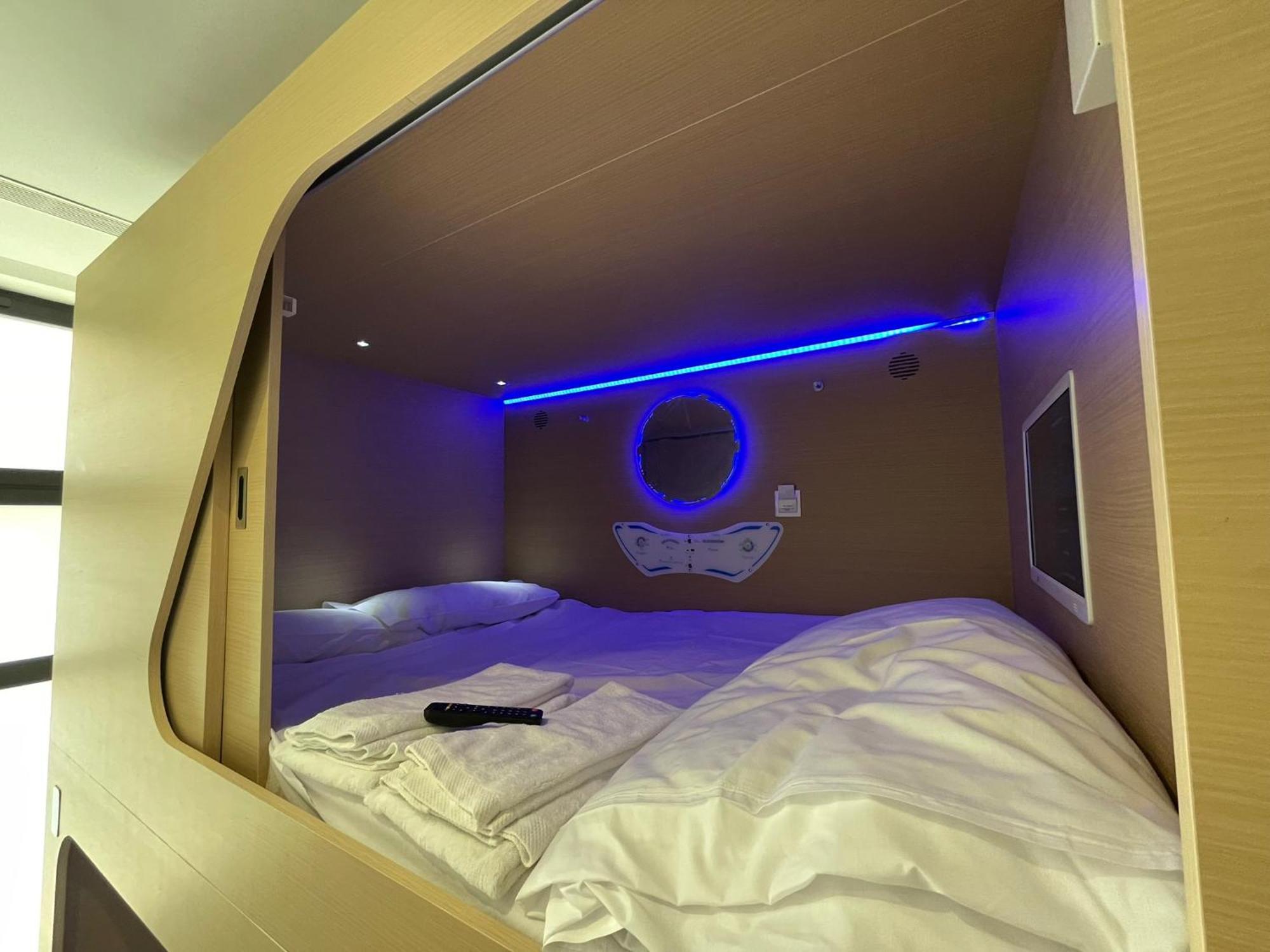 Urban Cube Hostel Sevilla Eksteriør bilde