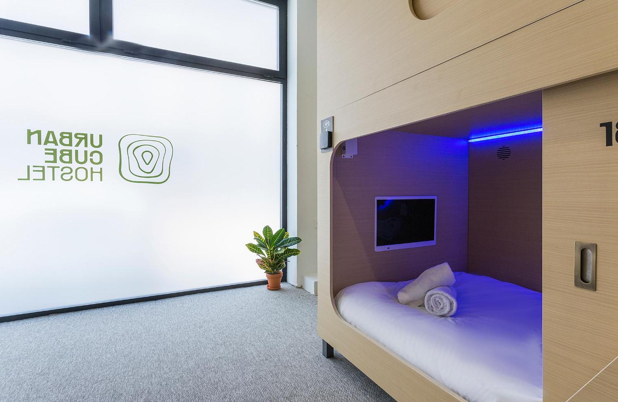 Urban Cube Hostel Sevilla Eksteriør bilde
