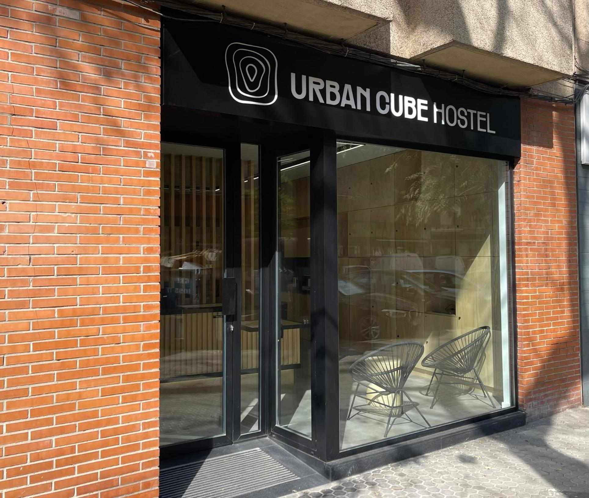 Urban Cube Hostel Sevilla Eksteriør bilde